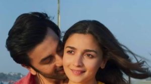 প্রথম সন্তানের অপেক্ষায় আলিয়া-রণবীর